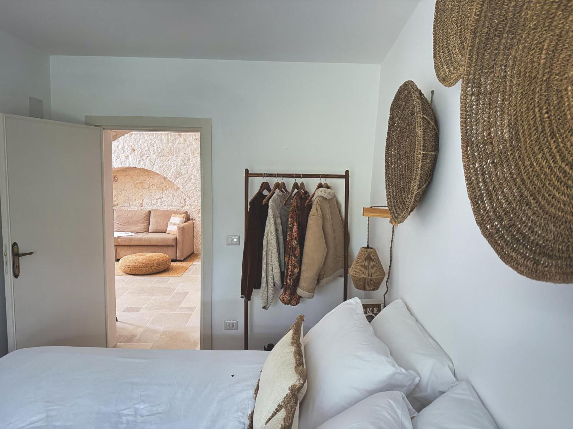 Trullo Pinto Apartment โลโกโรตอนโด ภายนอก รูปภาพ